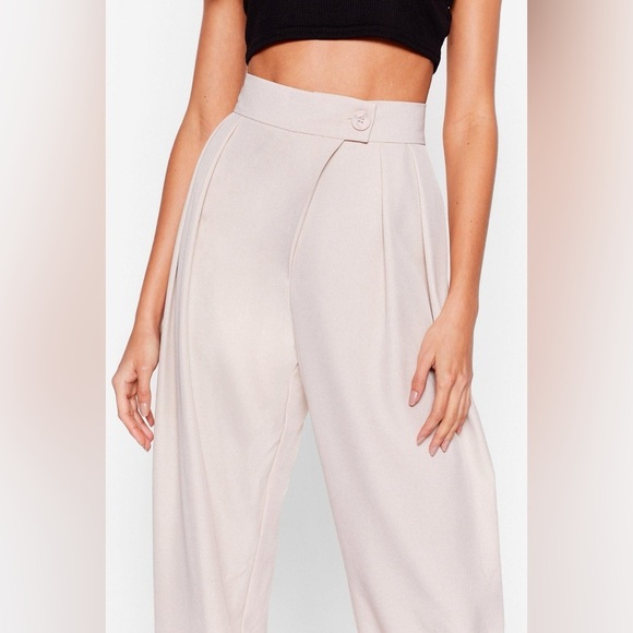 Nasty Gal Tailor It How It Is High-Waisted Pants in Beige – Size 10 - Picture 2 of 3